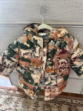 Gucci Kids Animal-Print Puffer Jacket in Beige, Green & Brown